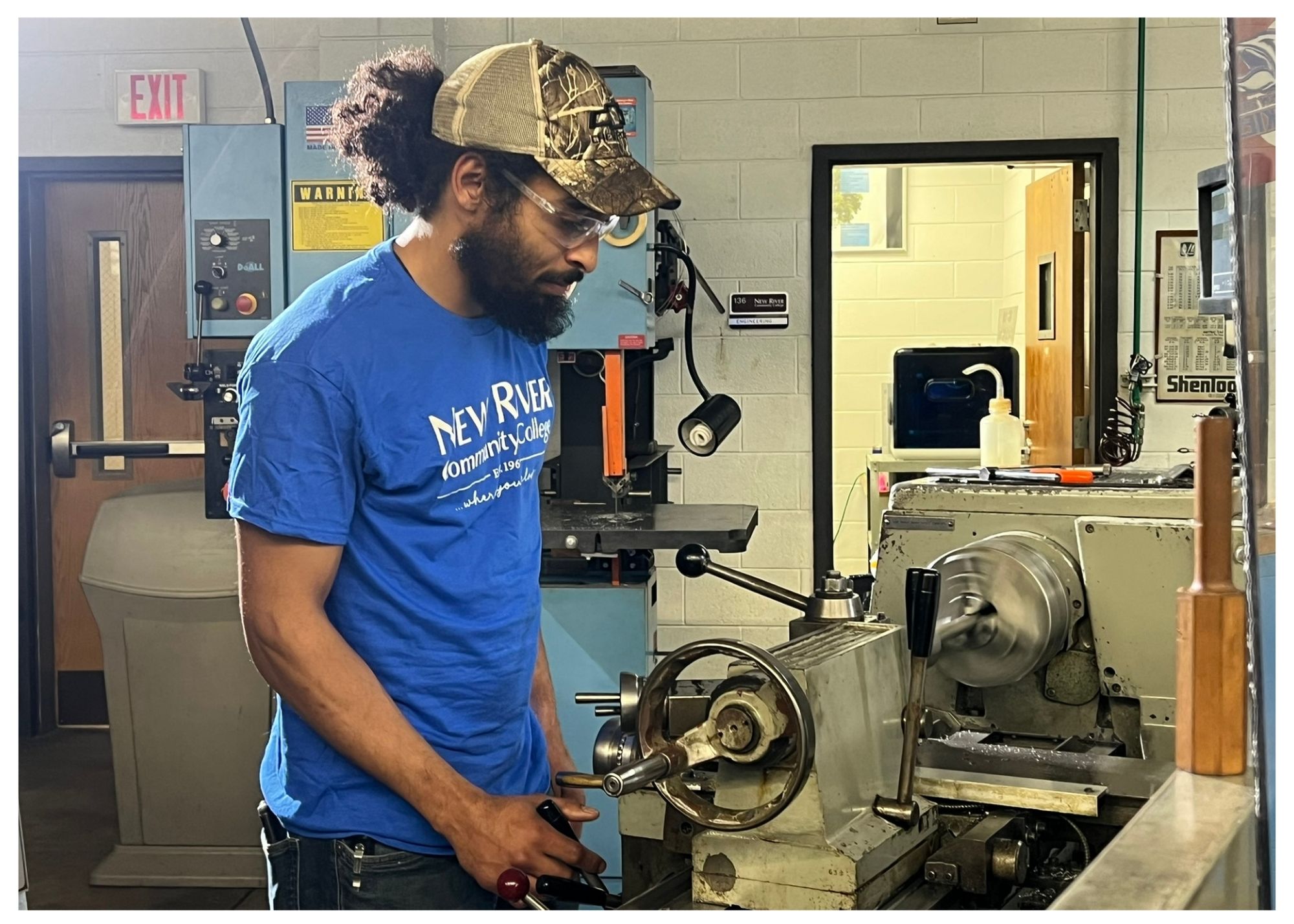 Machine Tech Student